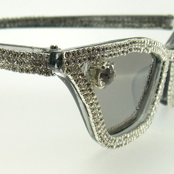 Silver diamonds